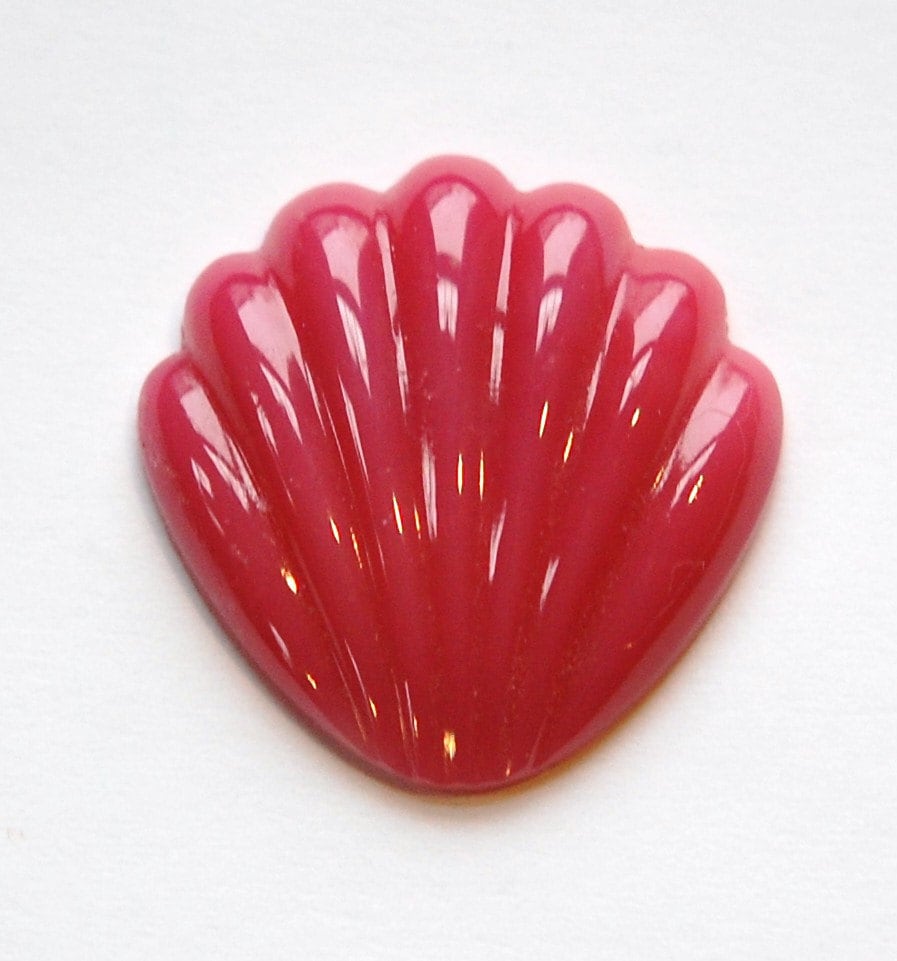Vintage Rose Pink Shell or Fan Glass Cabochon 25mm (1) cab406A