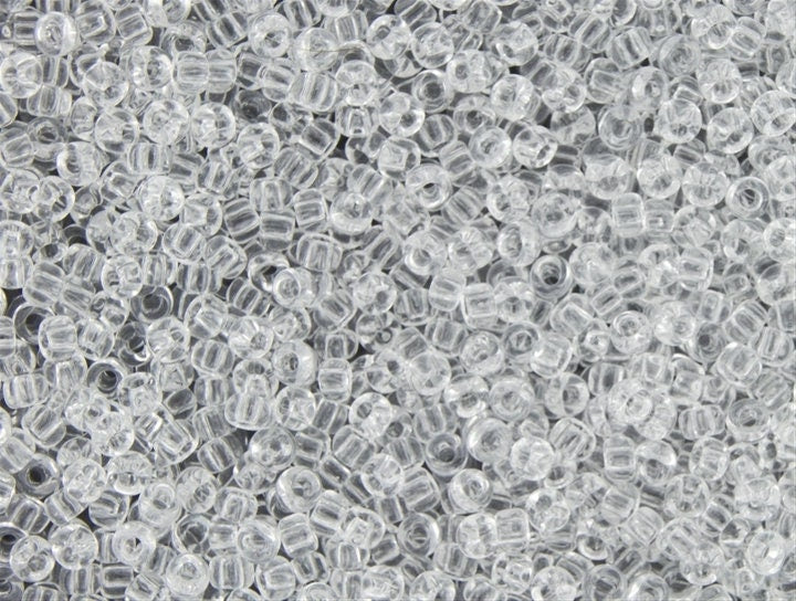15/0 TOHO ROUND Transparent Crystal Seed Bead (8g)
