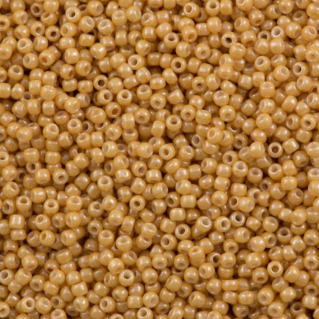 15/0 TOHO ROUND Opaque Lustered Dark Beige Seed Bead (8g)
