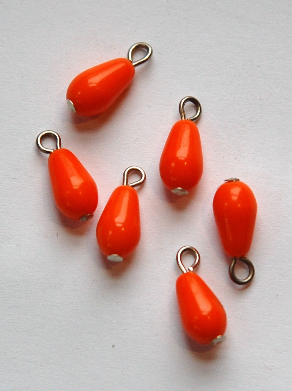 Vintage Orange Glass Teardrop with Silver Loop Japan drp052