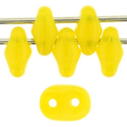 2/5MM MATUBO SUPERDUO Milky Yellow Beads