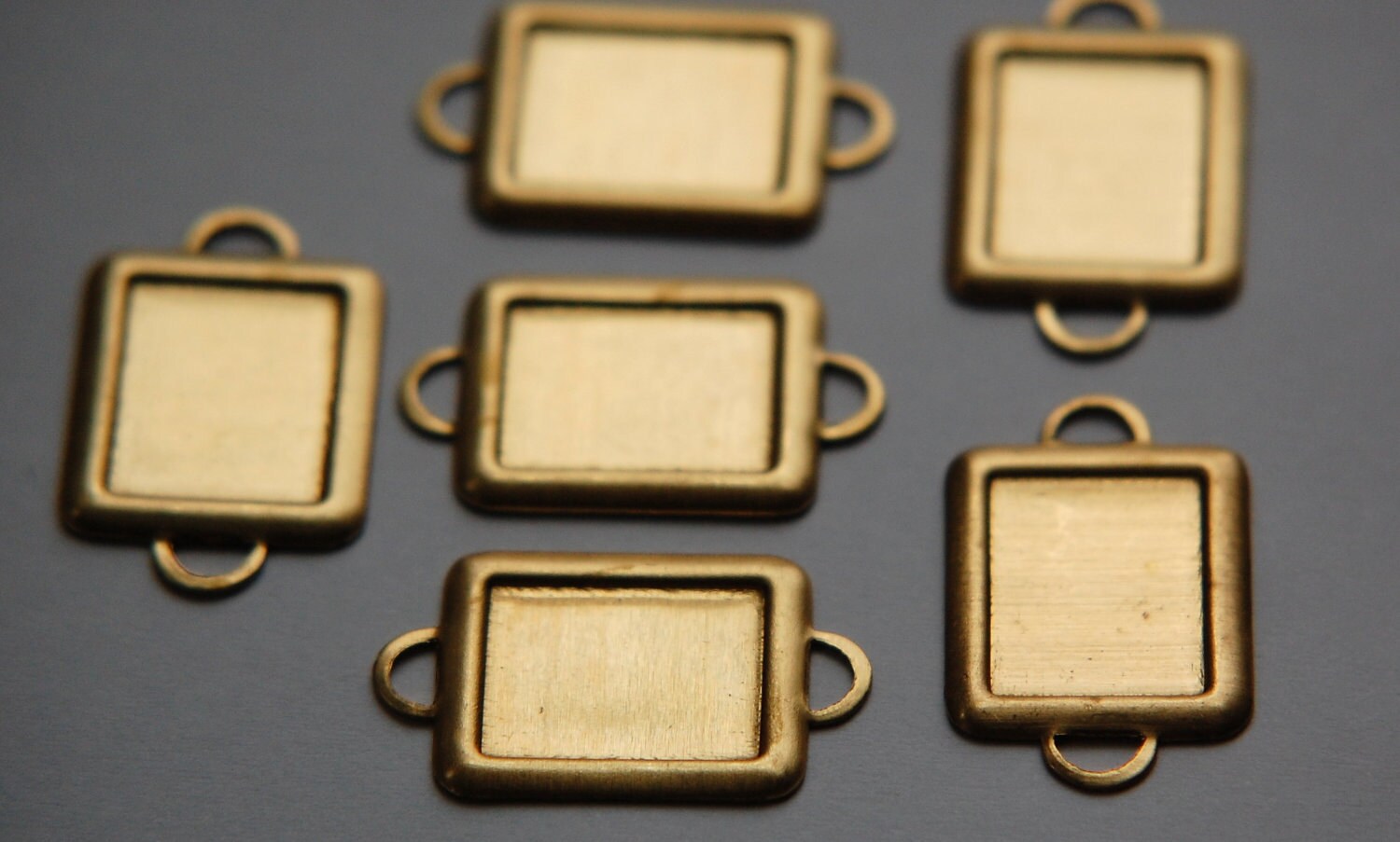 2 Loop Raw Brass Connector Setting Rolled Edge 16x12mm (6) mtl358C
