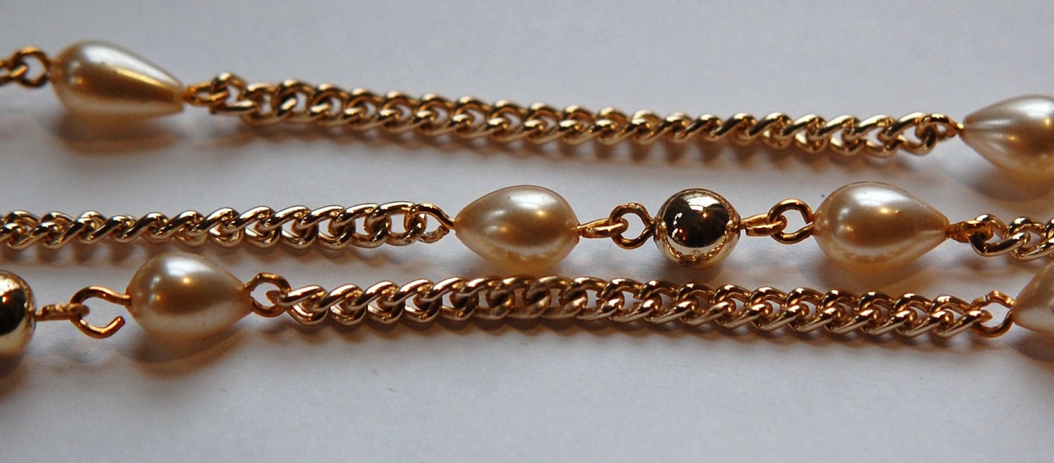 Vintage Gold Plated Beads and Glass Teardrop Pearl Beaded Chain chn057