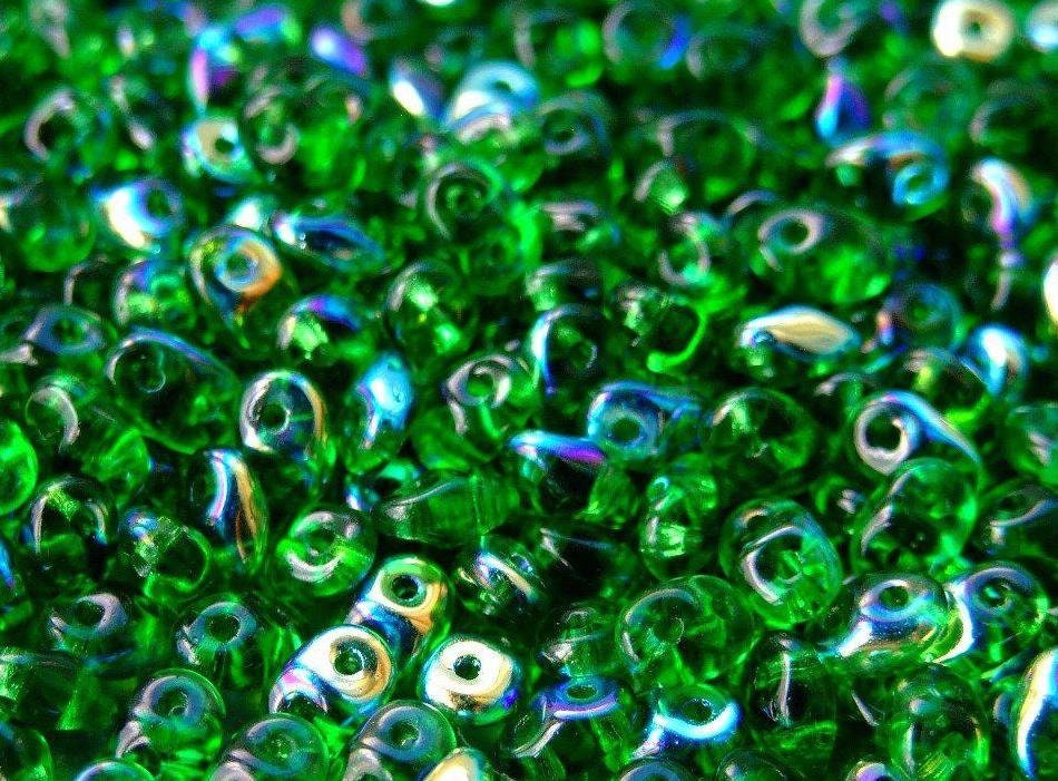 2/5MM MATUBO SUPERDUO Chrysolite AB Beads