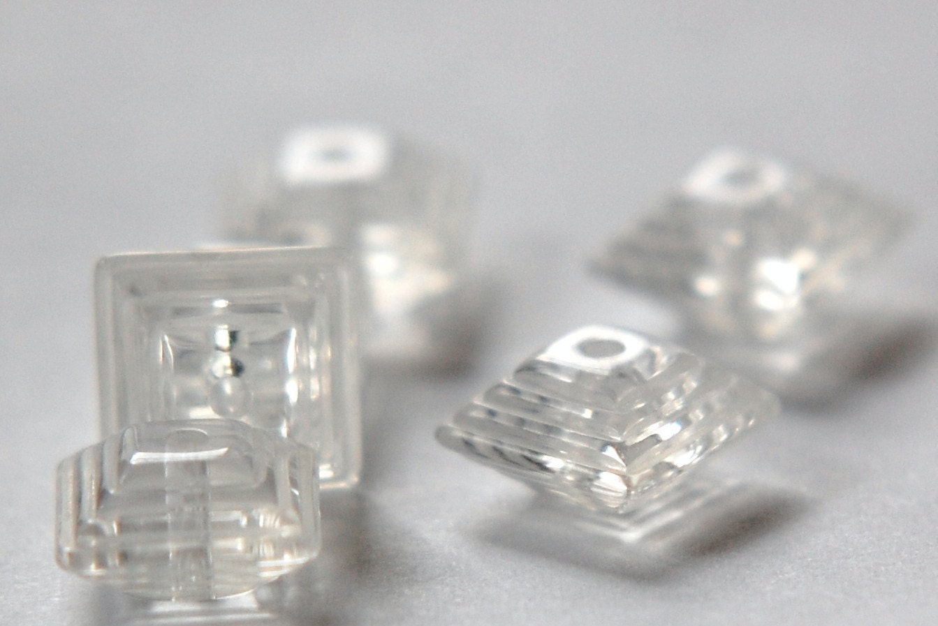 Vintage Deco Layered Clear Acrylic Square Beads 12mm bds961G