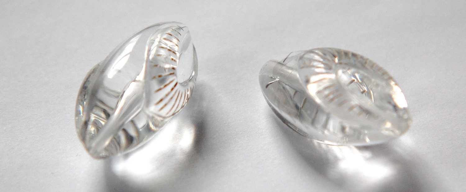 Large Vintage Funky Etched Clear Acrylic Focal Beads bds336
