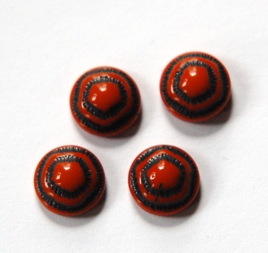 Vintage Rust and Black Etched Glass Cabochons 9mm cab457A