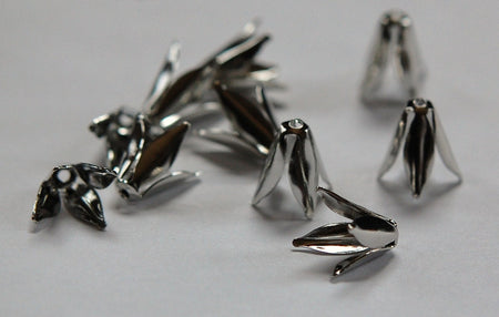 Silver Plated Long 4 Petal Bead Caps (10) mtl303A
