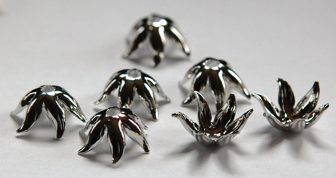 Silver Plated 6 Petal Flower Bead Cap (8) mtl071A