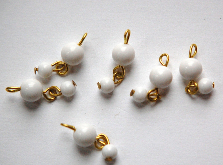Vintage Plastic 2 White Bead Drop Charm Japan drp070A