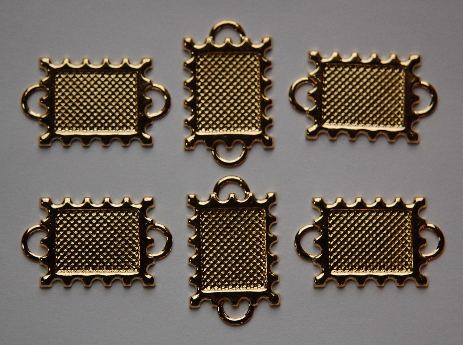 2 Loop Gold Plated Connector Setting Deep Scallop Edge 16x12mm (6) mtl358Q