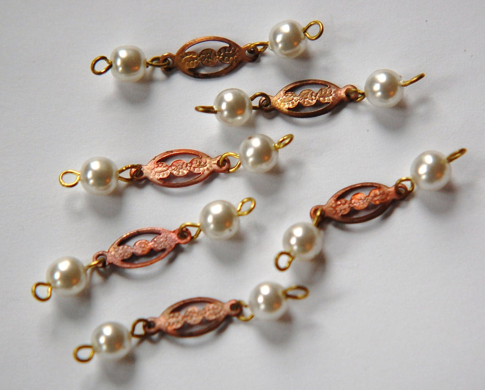 Vintage Pearl and Copper Coated Filigree Drop Connectors drp076