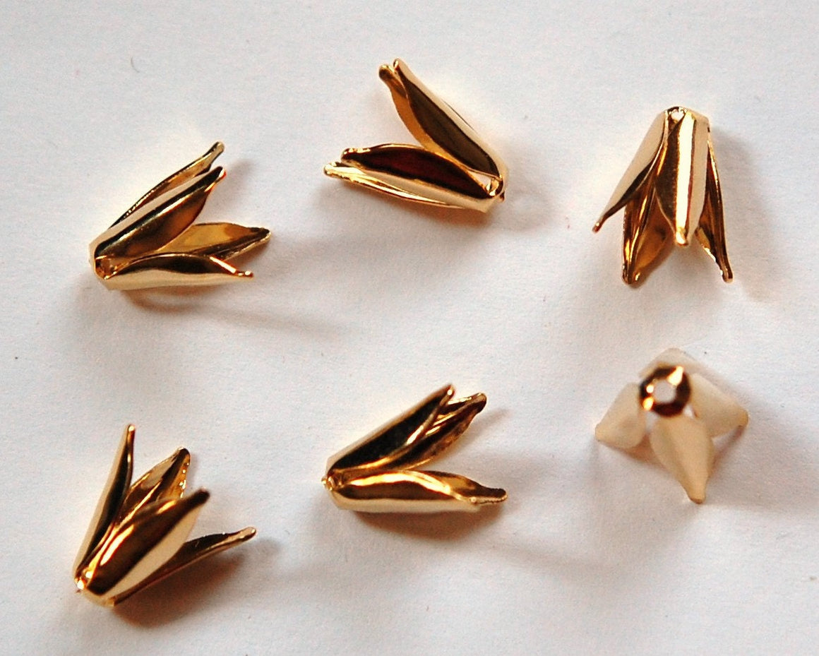 Gold Plated Long 4 Petal Bead Caps (10) mtl303B
