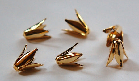 Gold Plated Long 4 Petal Bead Caps (10) mtl303B