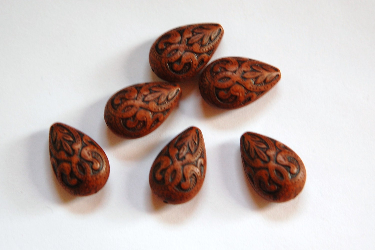 Vintage Style Antiqued Brown Etched Teardrop Beads bds120K