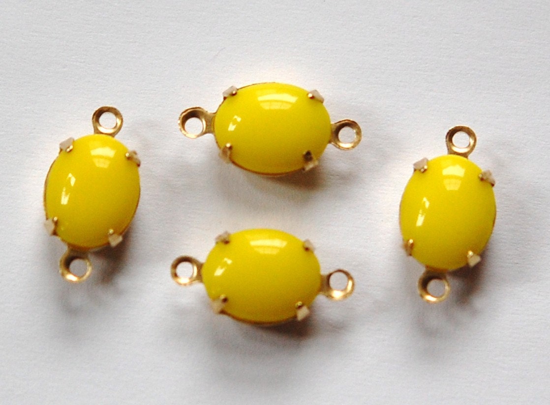 Vintage Opaque Yellow Oval Stones in 2 Loop Brass Setting ovl005H2