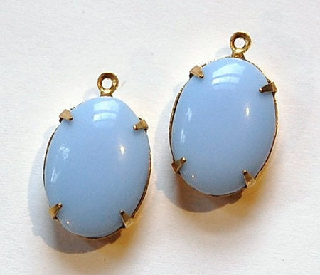 Vintage Opaque Light Blue Stone in 1 Loop Brass Setting ovl003L