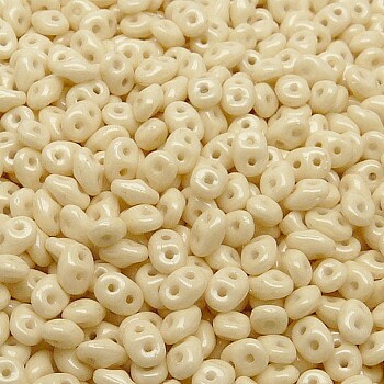 2/5MM MATUBO SUPERDUO Opaque Beige Beads