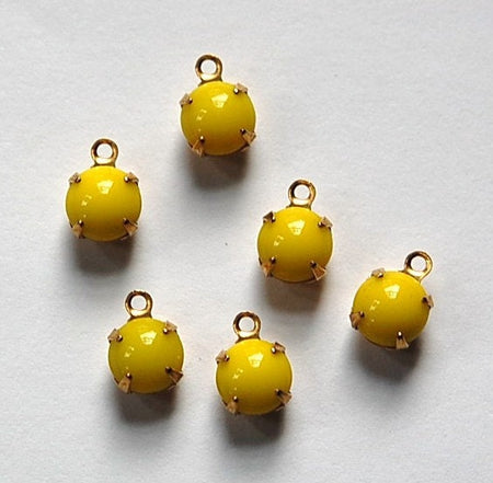 Vintage Opaque Yellow Glass Stone Brass 1 Loop Setting Drops rnd001G