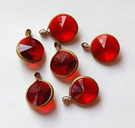 Vintage Ruby Red Acrylic Rivoli Channel Set 12mm 2 Loop chr155
