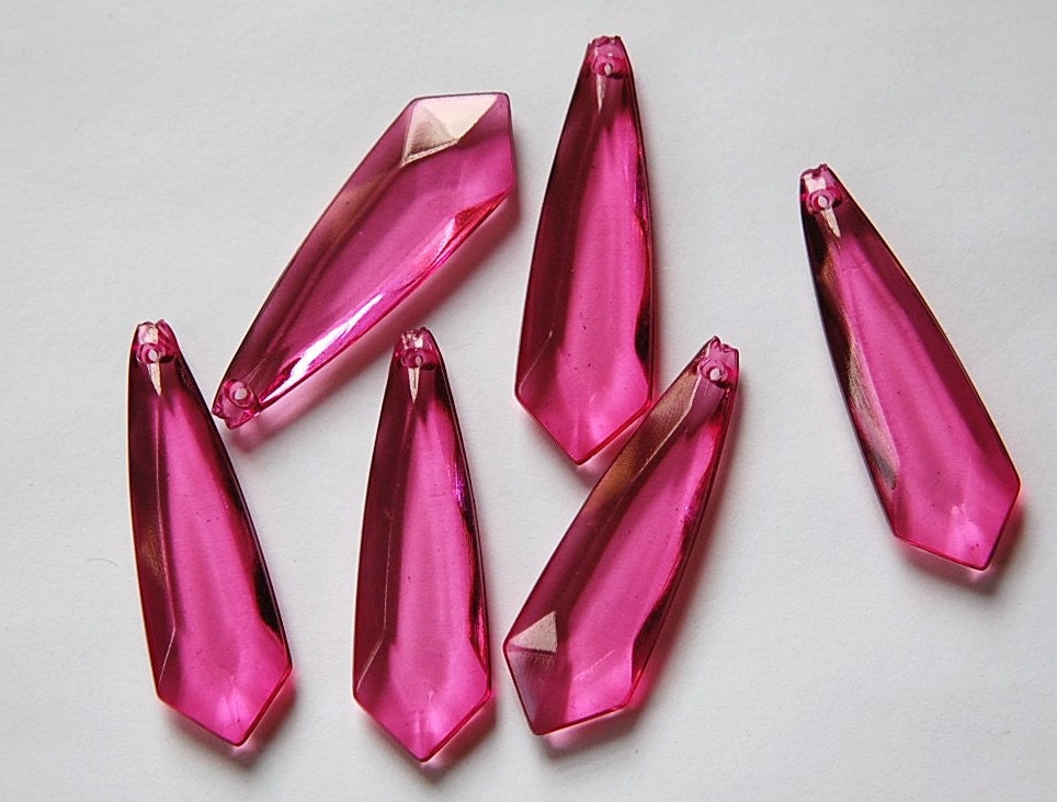 Vintage Acrylic Translucent Rose Pointed Faceted Pendant Drops bds093E