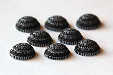 Vintage Mosaic Black and White Cabochons 10x8mm (8) cab714W