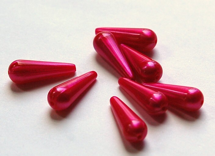 Vintage Acrylic Metalic Pink Moonglow Teardrop Beads sm bds094D