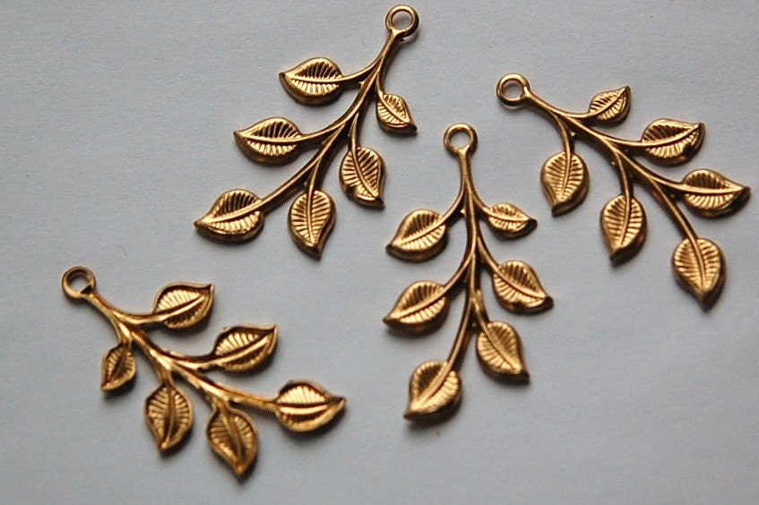 1 Hole Raw Brass Leafy Branch Charm Drop Pendant (4)