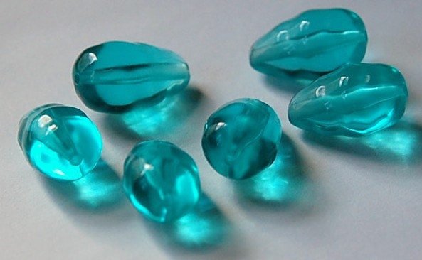 Vintage Acrylic Bumpy Translucent Aqua Teardrop Beads bds655D