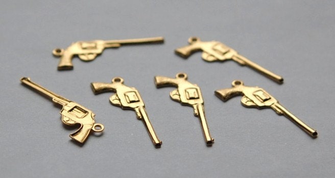 Raw Brass Pistol Gun Charms (6) chr067