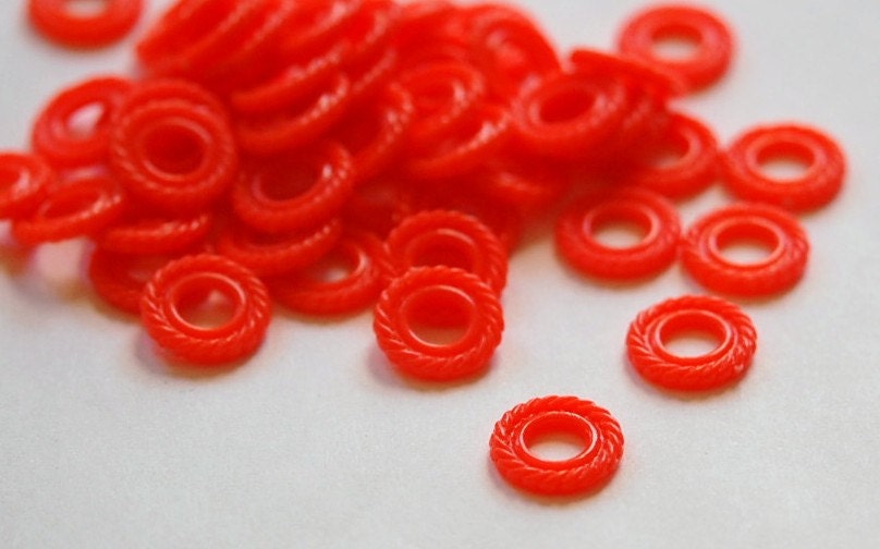 Vintage Orange Plastic Ring Beads bds002A