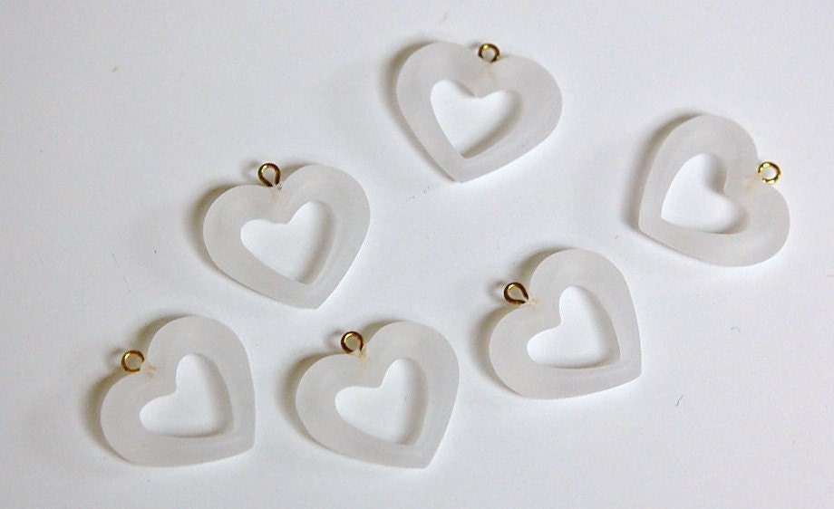 Vintage Acrylic Matte Crystal Open Center Heart Charms Drops chr005C