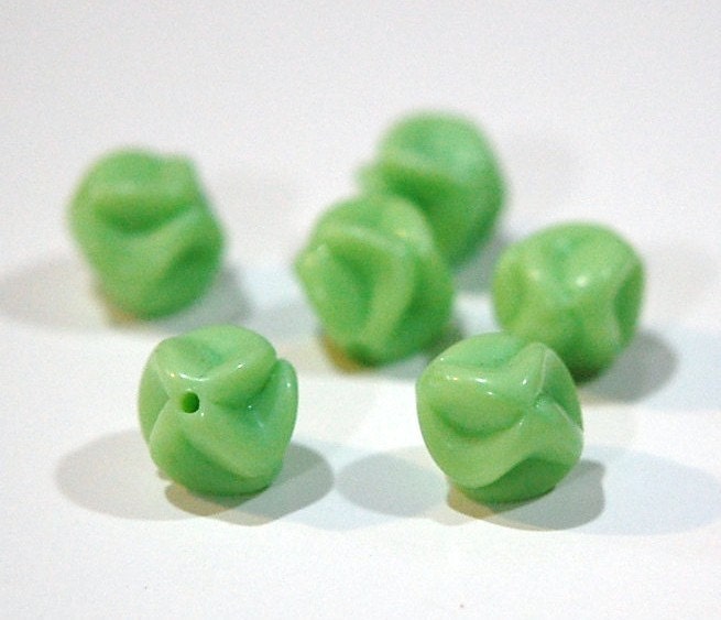 Vintage Light Green Baroque German Glass Beads 12mm grm008A