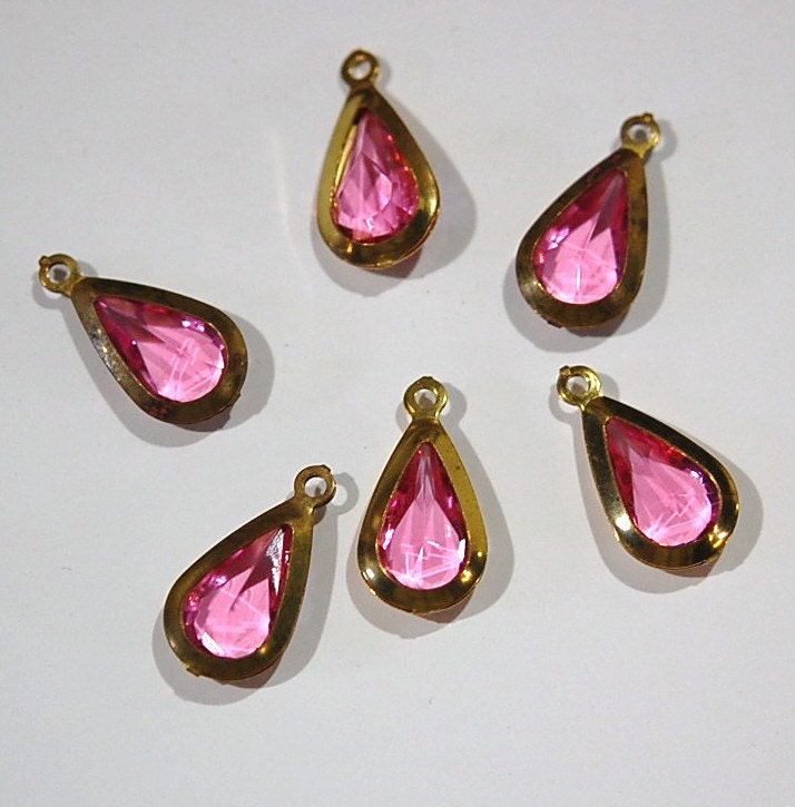 Vintage Acrylic Rose Pink Brass Frame Set Teardrop Charms cha004E