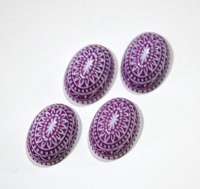 Vintage Etched Mosaic Purple and White Cabochons 18x13mm (6) cab714H
