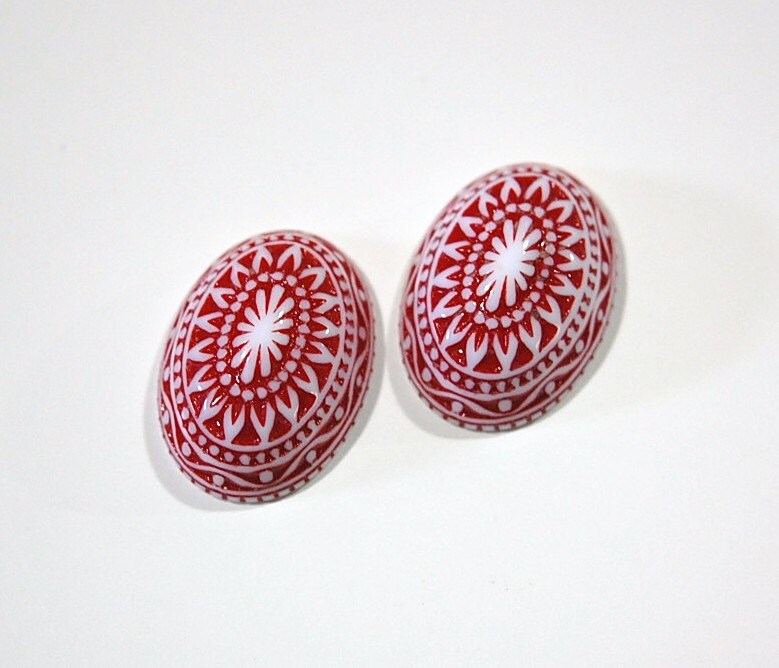 Vintage Etched Mosaic Red and White Cabochons 25x18mm (2) cab715C