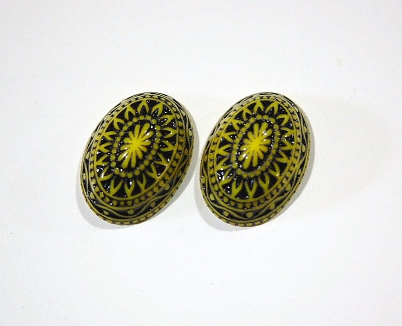 Vintage Etched Mosaic Yellow and Black Cabochons 25x18mm (2) cab715B