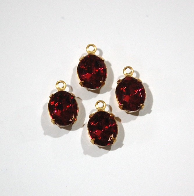 Vintage Rose Pink Faceted Oval Stones in 1 Loop Brass Setting ovl005W