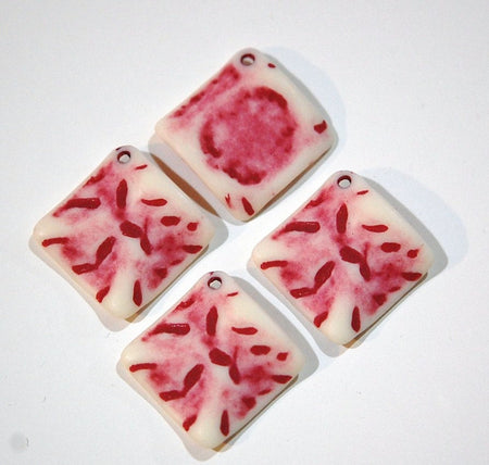 Vintage Matte Raspberry Pink on Soft White Etched Square Wavy Acrylic Pendants 20mm (4) pnd149D