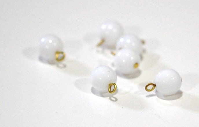 1 Loop White Smooth Glass Drops Czech Beads 8mm (6) drp088