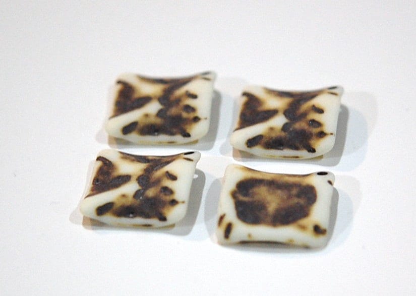 Vintage Matte Brown on Soft White Etched Square Wavy Acrylic Pendants 20mm (4) pnd149G