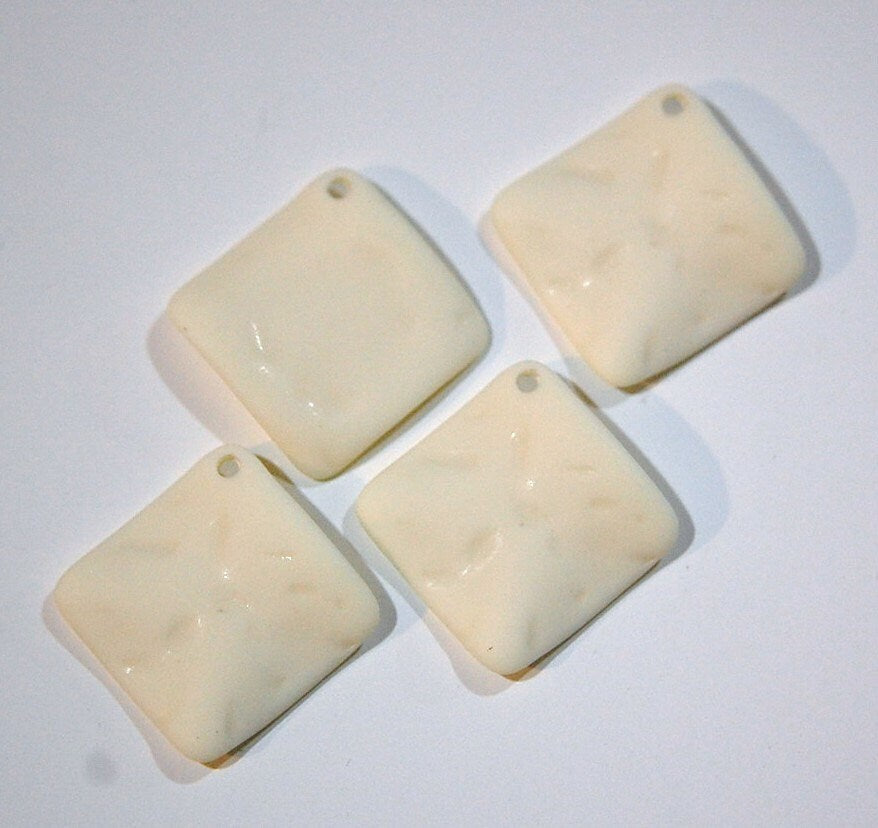 Vintage Matte Soft White Etched Square Wavy Acrylic Pendants 20mm (4) pnd149F