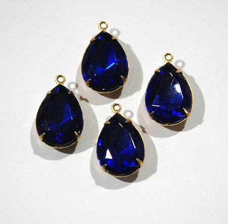 Vintage Faceted Acrylic Sapphire Teardrops in 1 Loop Brass Setting 18mm x 13mm par004H