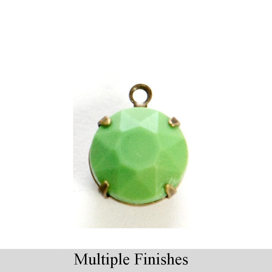 48ss Green Faceted Glass Round Stone in 1 Loop Setting