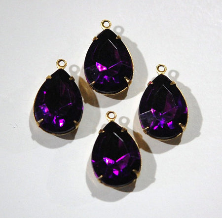 Vintage Faceted Acrylic Amethyst Teardrops in 1 Loop Brass Setting 18mm x 13mm par004L