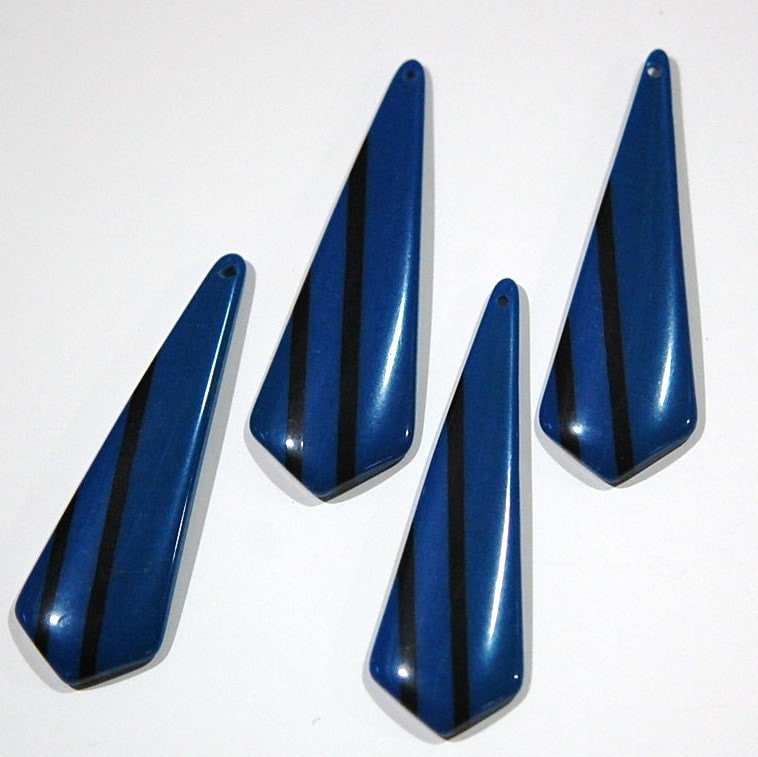 Vintage Blue with Black Stripe Retro Pointed Acrylic Pendants pnd150E