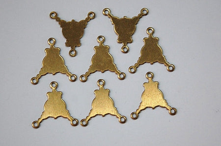 3 Loop Raw Brass Scalloped Triangle Connector (8) mtl129