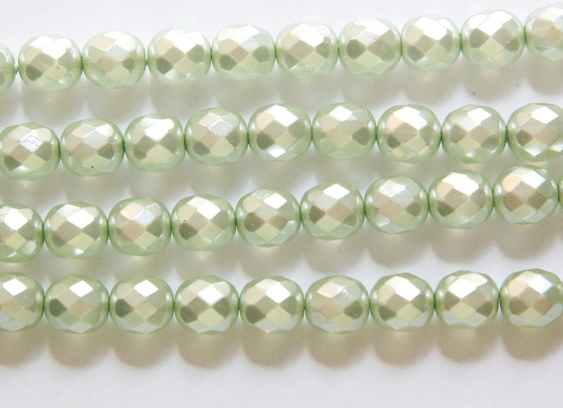 8mm Mint Pearl Czech Firepolish Faceted Glass Beads (25)