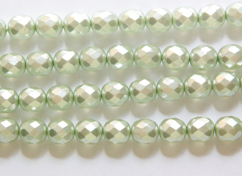 8mm Mint Pearl Czech Firepolish Faceted Glass Beads (25)