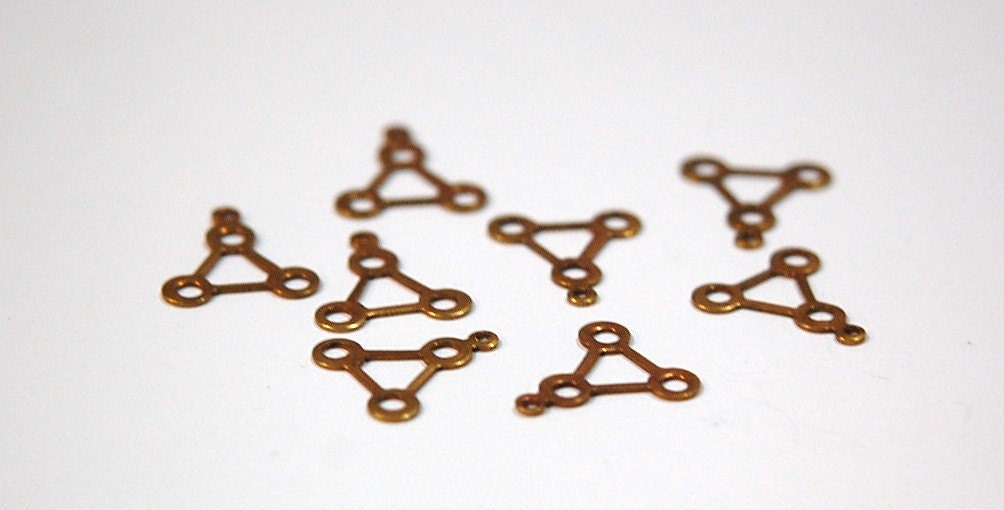 Raw Brass Open Triangle Charm Drop with Loop (8) mtl130